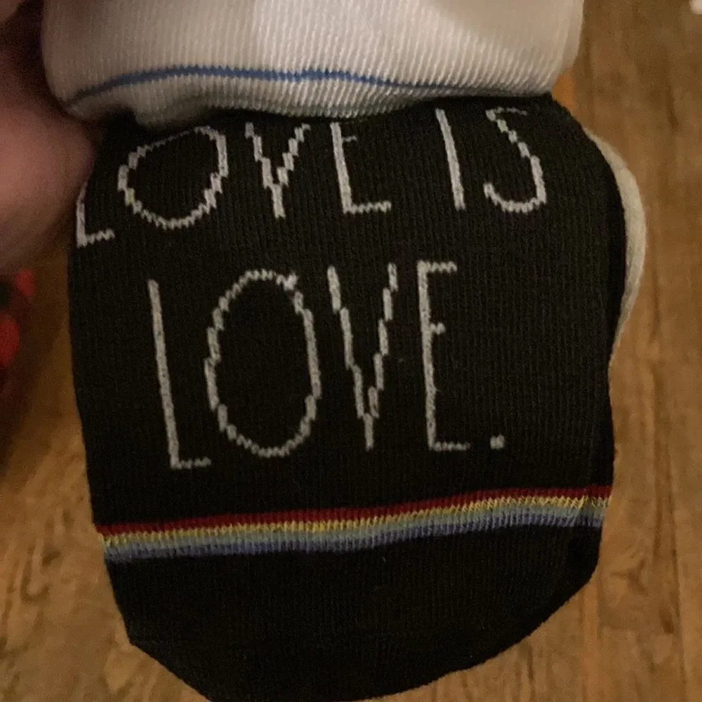 Rae Dunn Pride Ankle Socks 10pk